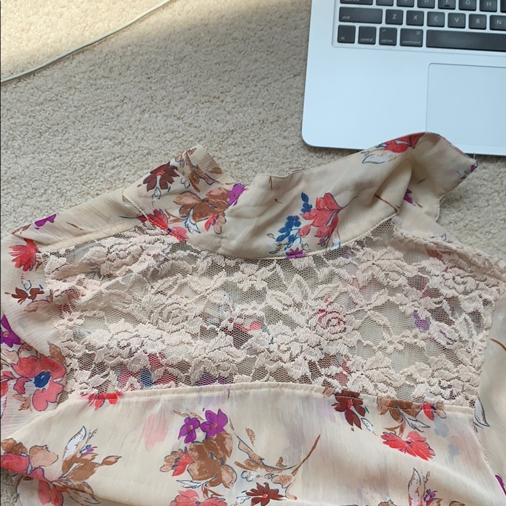 Blouse - Picture 3 of 4